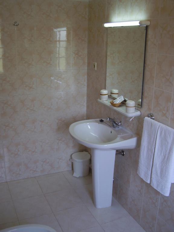 Hotel Das Termas Монфортинью Экстерьер фото